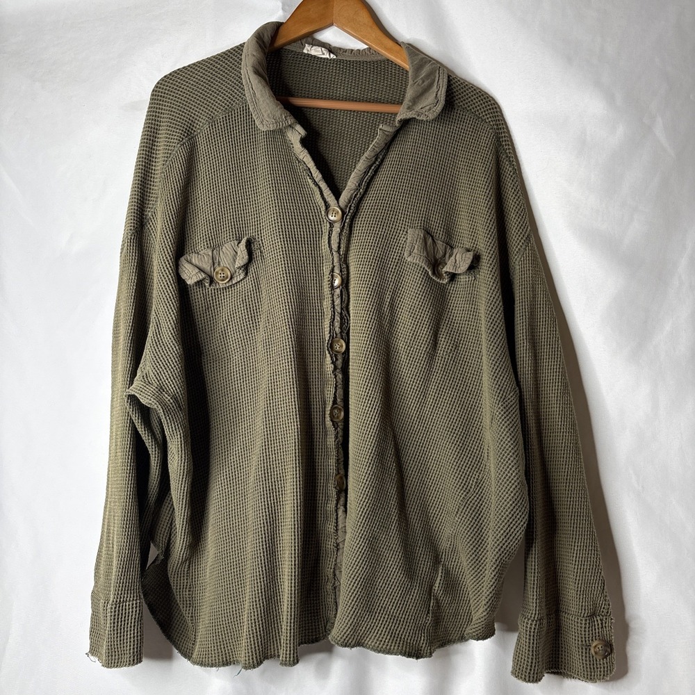 Bibi Women's L Green Waffle Knit Button Up Long Sleeve Collared‎ Shirt